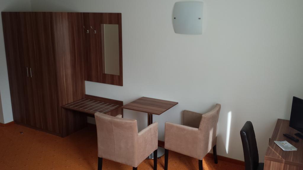 Stiftshotel Garsten Steyr Room photo